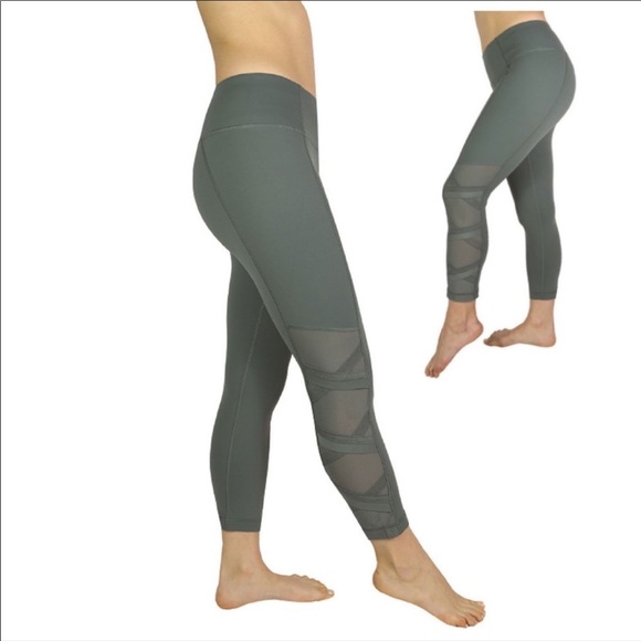 Active Life Pants - Active life cropped leggings